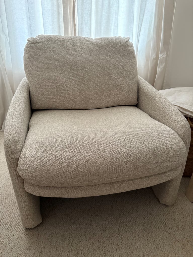 image for Accent chair ANA JAKOBS