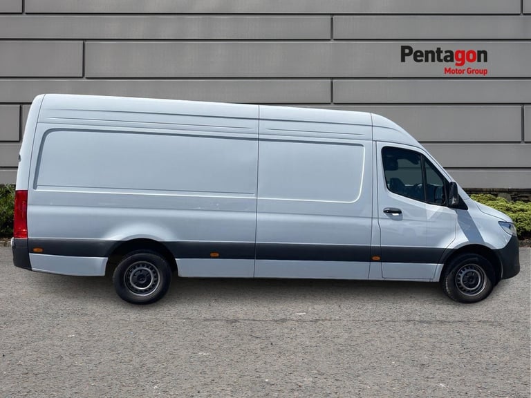  Mercedes Benz Sprinter 2.0 315 Cdi Pro Panel Van 5dr Diesel Manual Rwd L3 H2