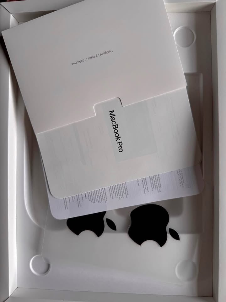 Apple MacBook Pro 14-inch (2023, M2 Pro / 16GB / 512GB SSD) - Excellent Condition, No Charger