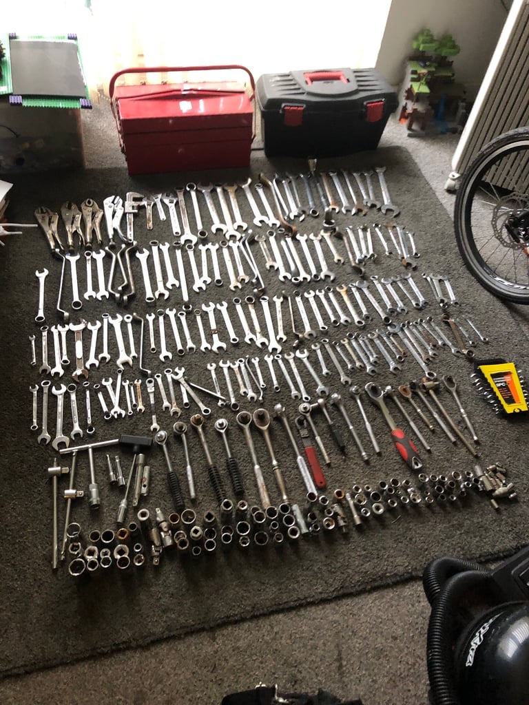 image for Large job lot of mixed size spanner’s / sockets/ ratchets 