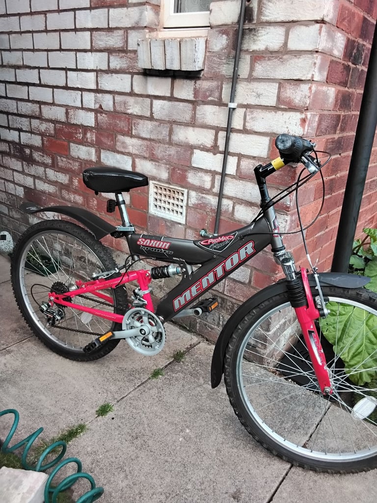*REDUCED*24 inch Bike Shimano Gears, Dual suspension £40 ******