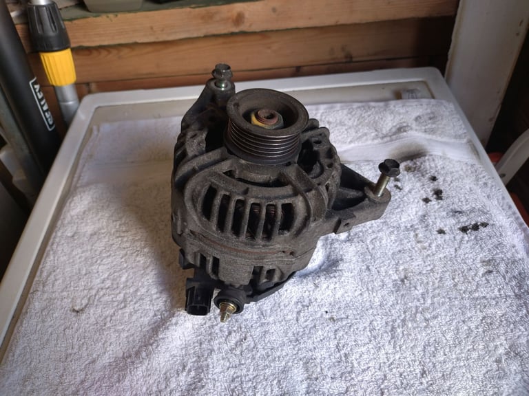 *** FOR SALE *** Toyota Corolla Alternator 