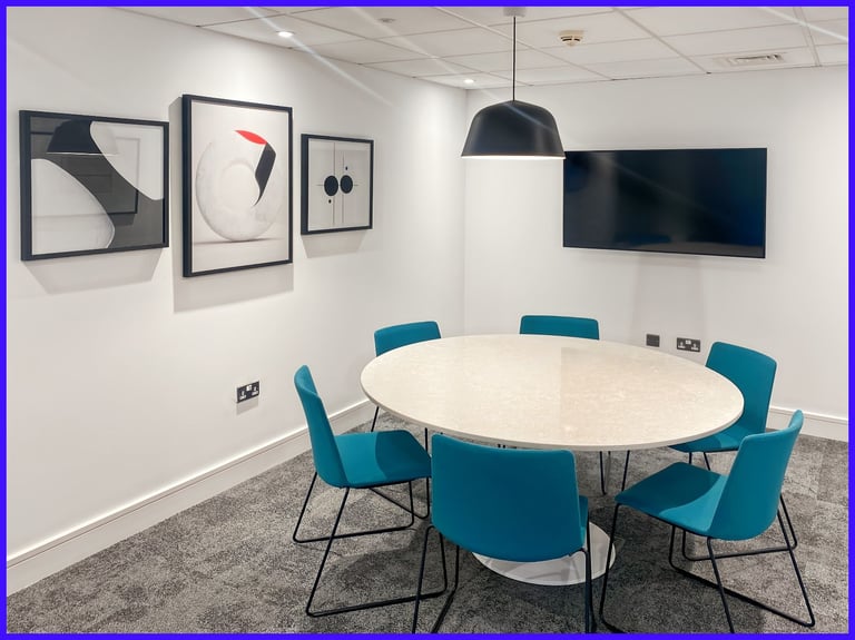 Belfast - BT2 7SL, Private office space for 4 person in Regus Belfast, Great Victoria Street
