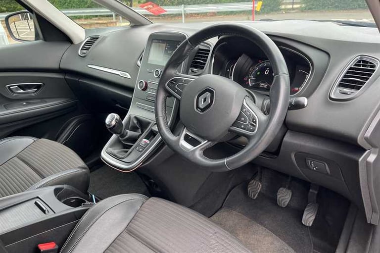 2018 Renault Scenic 1.2 TCe Dynamique Nav MPV 5dr Petrol Manual Euro 6 (s/s) (115 ps) MPV Petrol ...