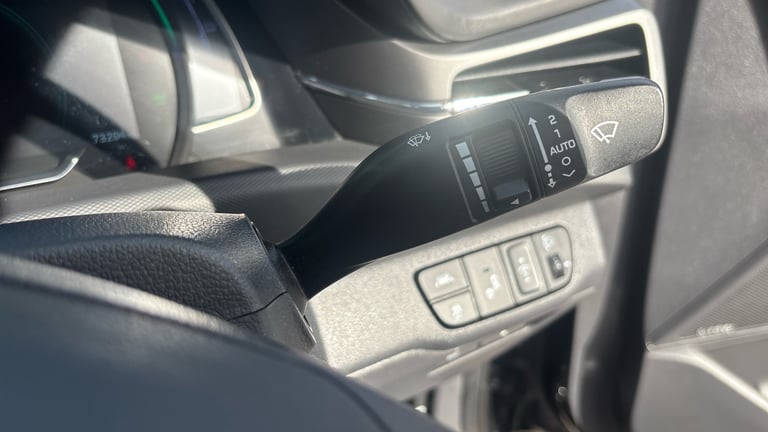 2021 Hyundai IONIQ 1.6 GDi Hybrid Premium SE 5dr DCT Hybrid Hatchback Hatchback Hybrid Automatic