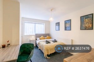 2 bedroom house in Seacole Gardens, Southampton, SO16 (2 bed) (#2637476)