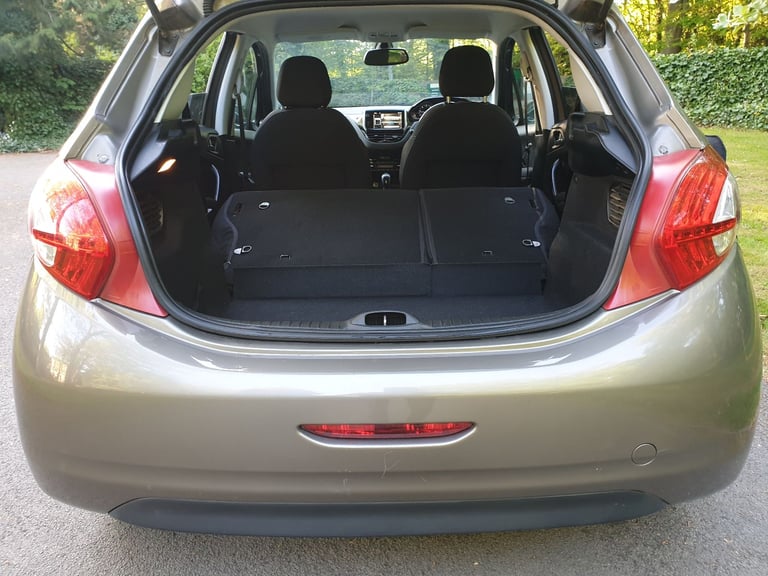 PEUGEOT 208 ALLURE 1.6 E-HDI*2013*FSH*1-OWNER*£20/TAX*BLUETOOTH*CRUISE-C*EL-PACK*#FOCUS#ASTRA#FIESTA