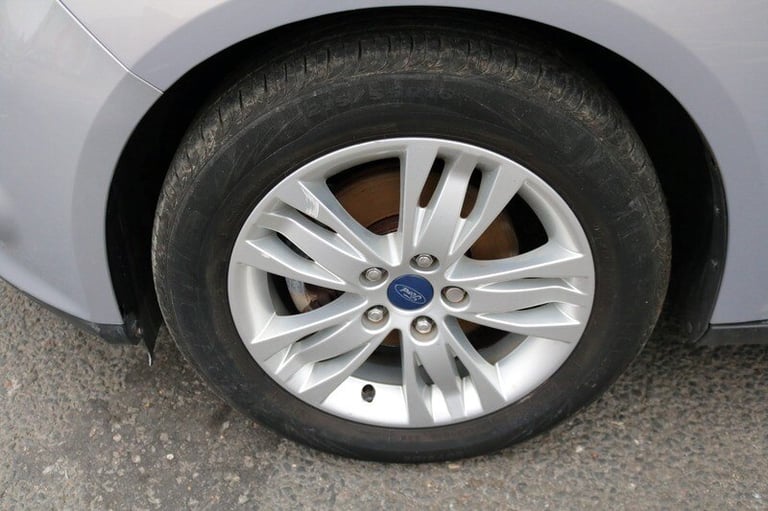 2014 Ford Focus 1.6 TITANIUM NAVIGATOR 5 Door Automatic Finance Available