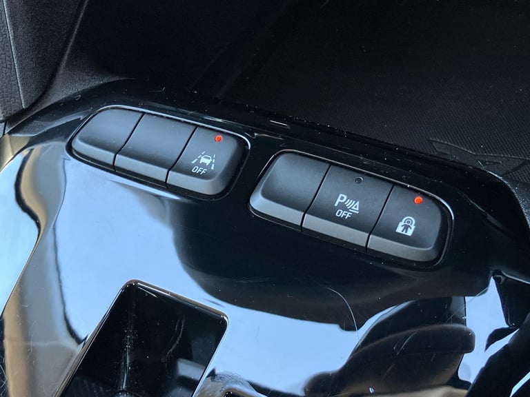 2024 Vauxhall Corsa 100kW Design 50kWh 5dr Auto Hatchback Electric Automatic