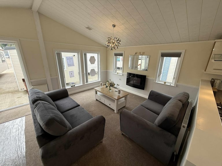 2 Bed Twin Lodge - DG, CH, Bath, Ensuite - Offsite Sale for Own Land, Self Build