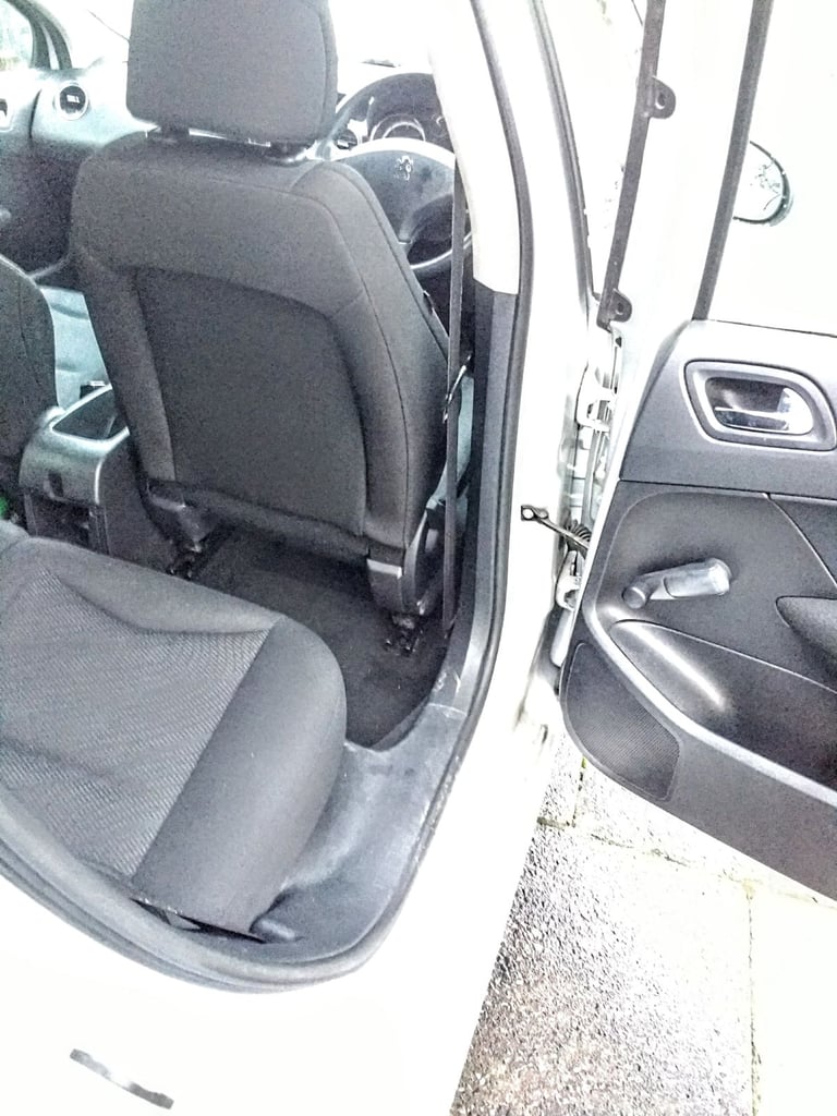 Peugeot, 308, Hatchback, 2008, Manual, 1560 (cc), 5 doors