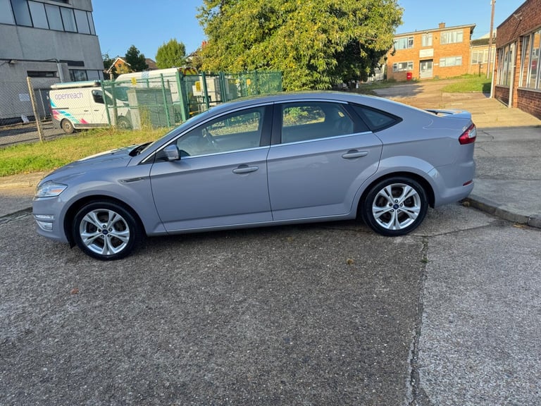 2012 Ford Mondeo 1.6 TDCi ECOnetic Titanium X Euro 5 (s/s) 5dr HATCHBACK Diesel Manual