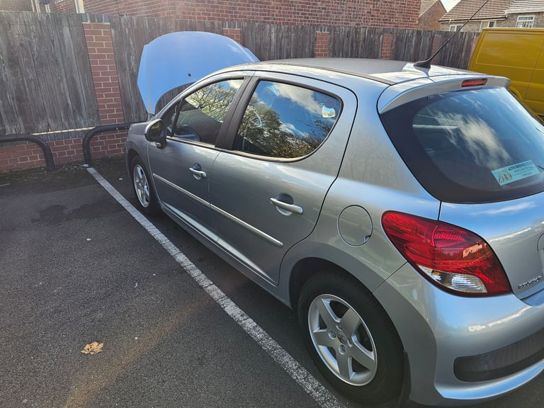 Peugeot, 207, Hatchback, 2010, Manual, 1398 (cc), 5 doors
