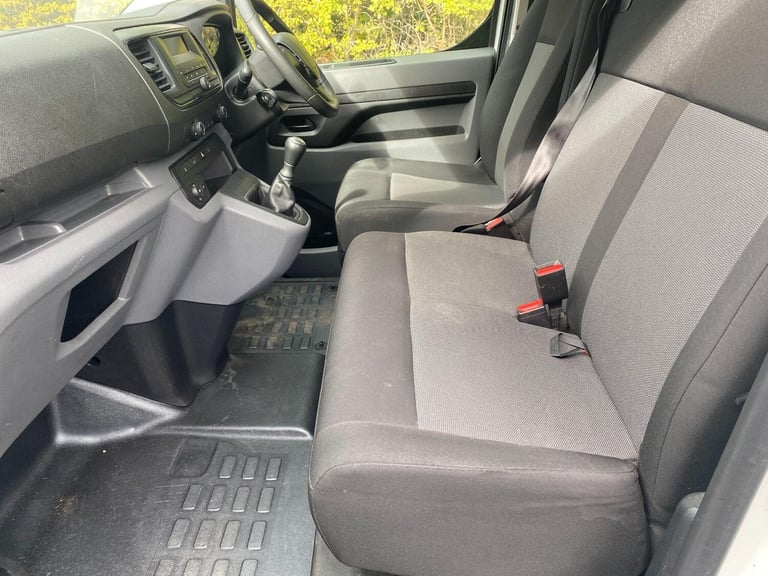 2017 Peugeot Expert 1.6 BlueHDi 1000 S Standard Panel Van MWB Euro 6 6dr PANEL VAN Diesel Manual