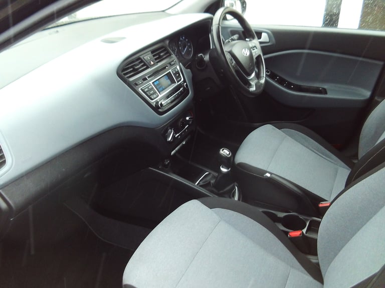 2015 Hyundai i20 1.2 SE 5dr HATCHBACK Petrol Manual