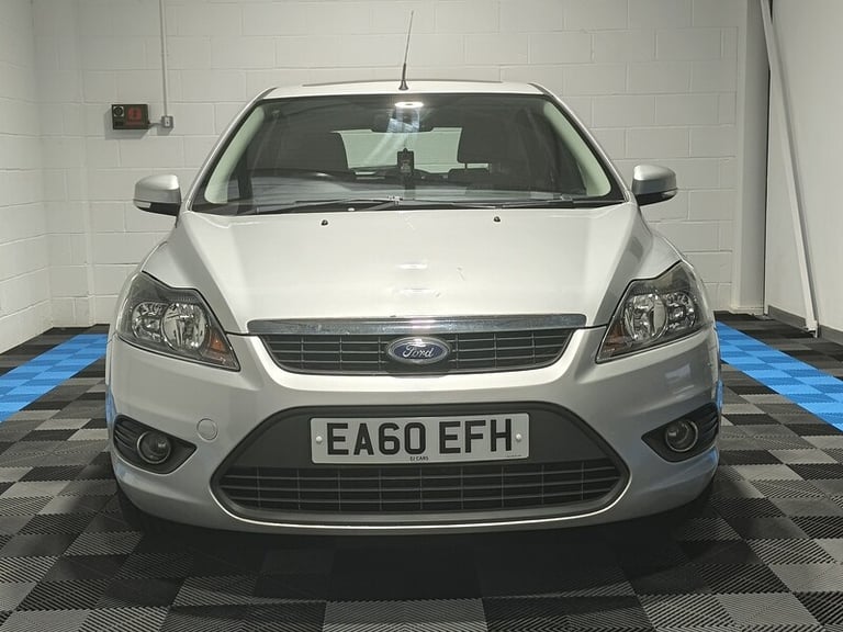 2010 Ford Focus 1.6 Titanium 5dr Auto HATCHBACK PETROL Automatic