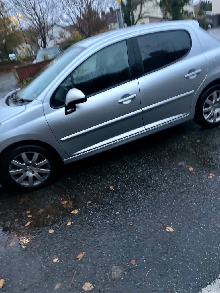 Peugeot, 207, Hatchback, 2010, Manual, 1560 (cc), 5 doors