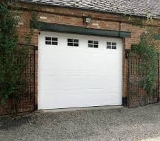 GARAGE..... LOCK UP ....WANTED ...... ANY AREA ....LONG TERM