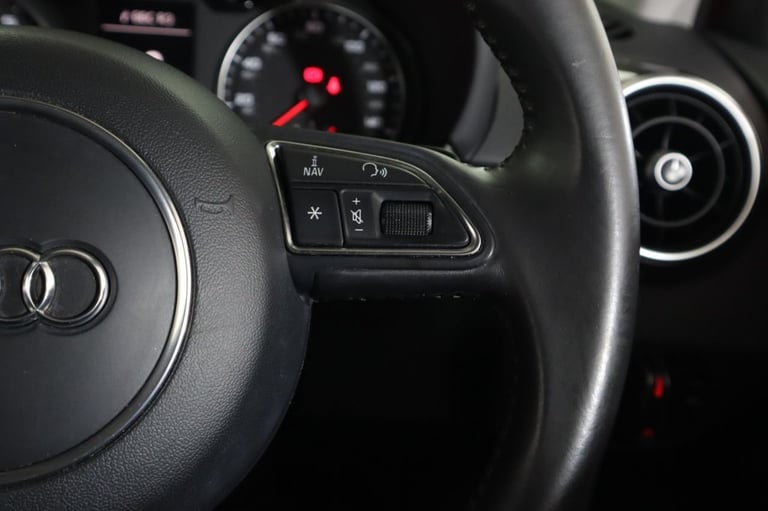 2012 Audi A1 1.4 TFSI Sport Hatchback 3dr Petrol S Tronic Euro 5 (s/s) (122 ps) Hatchback Petrol ...