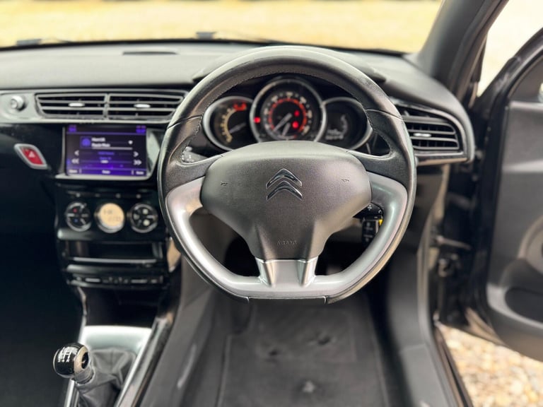 2015 DS Automobiles DS 3 1.6 BlueHDi DStyle Nav Euro 6 (s/s) 3dr HATCHBACK Diesel Manual