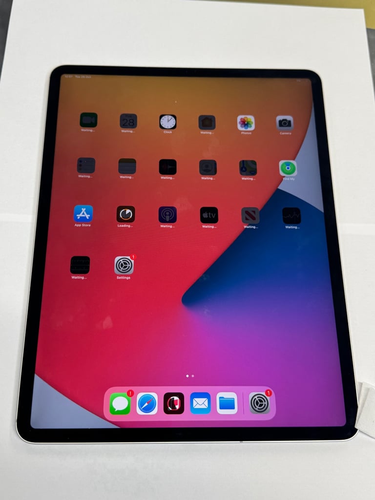 iPad Pro 12.9 inches 4th gen cellular 256gb