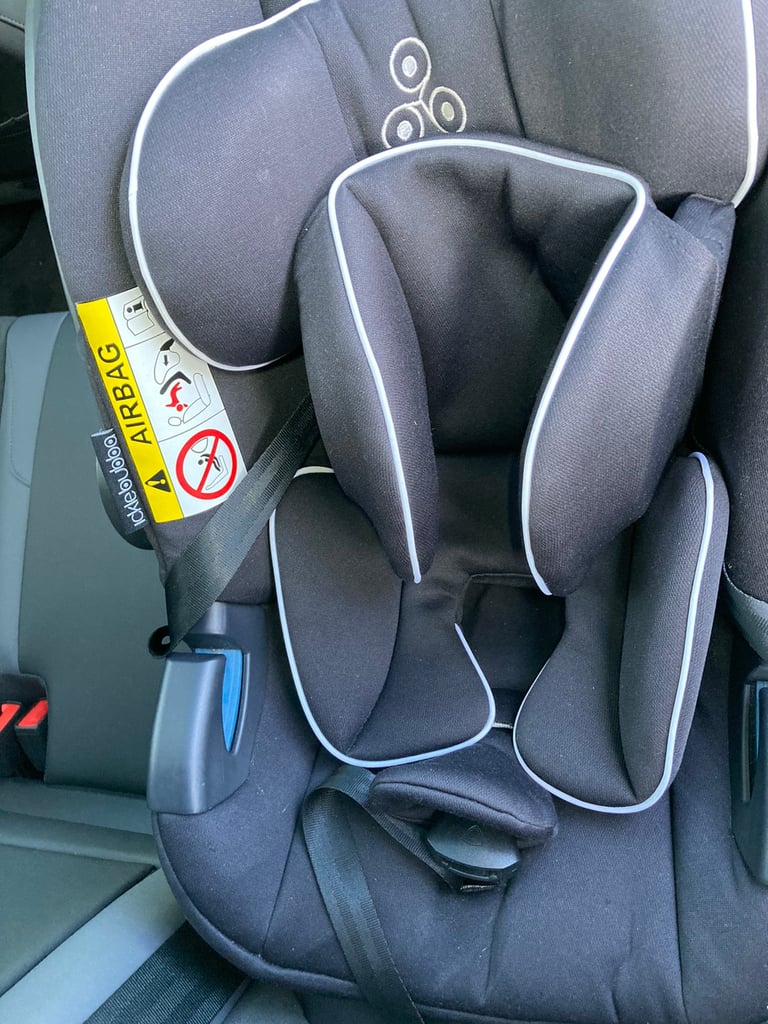 Icklebubba Childs car seat. 