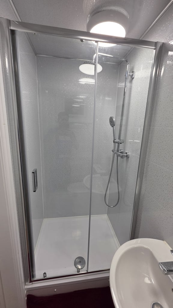 En-suite Studios available for rent short or long term 