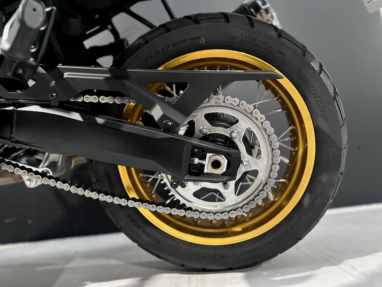 2023/23 Suzuki DL800 V-Strom DE One Owner Motorcycle  