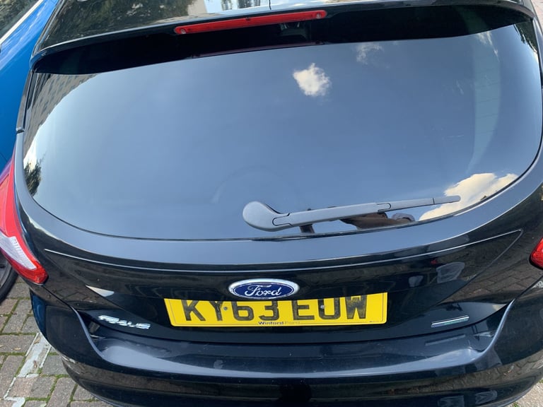 Ford, FOCUS, Hatchback, 2013, Manual, 998 (cc), 5 doors