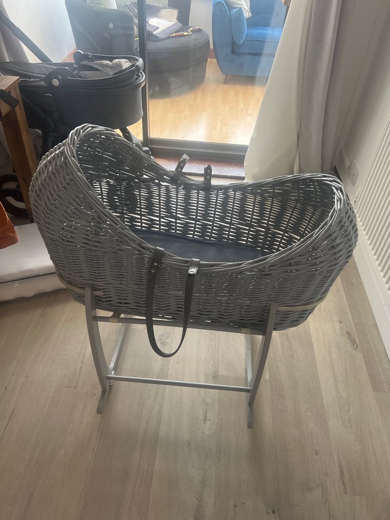 Moses basket 
