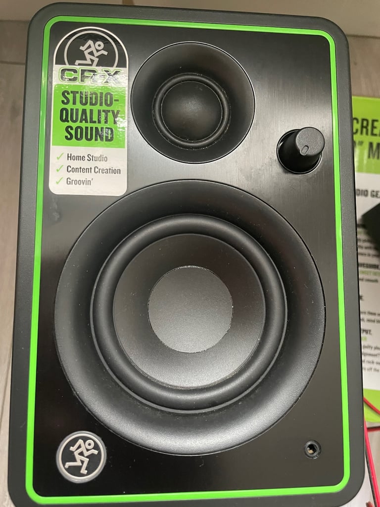 Mackie CR3-X active speakers 