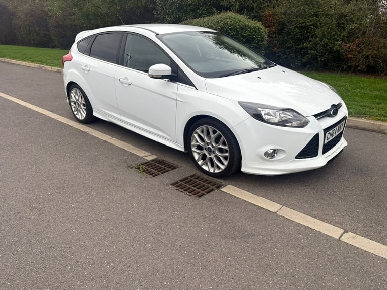 image for 2014 Ford Focus 1.0 125 EcoBoost Zetec S 5dr HATCHBACK Petrol Manual
