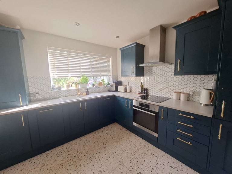 image for Full complete Magnet dark blue kitchen