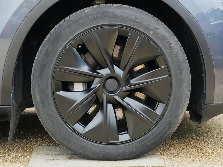 2022 Tesla Model Y (Dual Motor) Long Range SUV 5dr Electric Auto 4WDE (384 bhp) SUV Electric Auto...