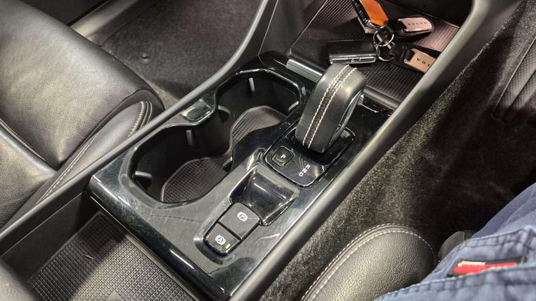 2021 Volvo XC40 1.5 T5 Recharge PHEV R DESIGN 5dr Auto Estate Plug-In Hy Automatic