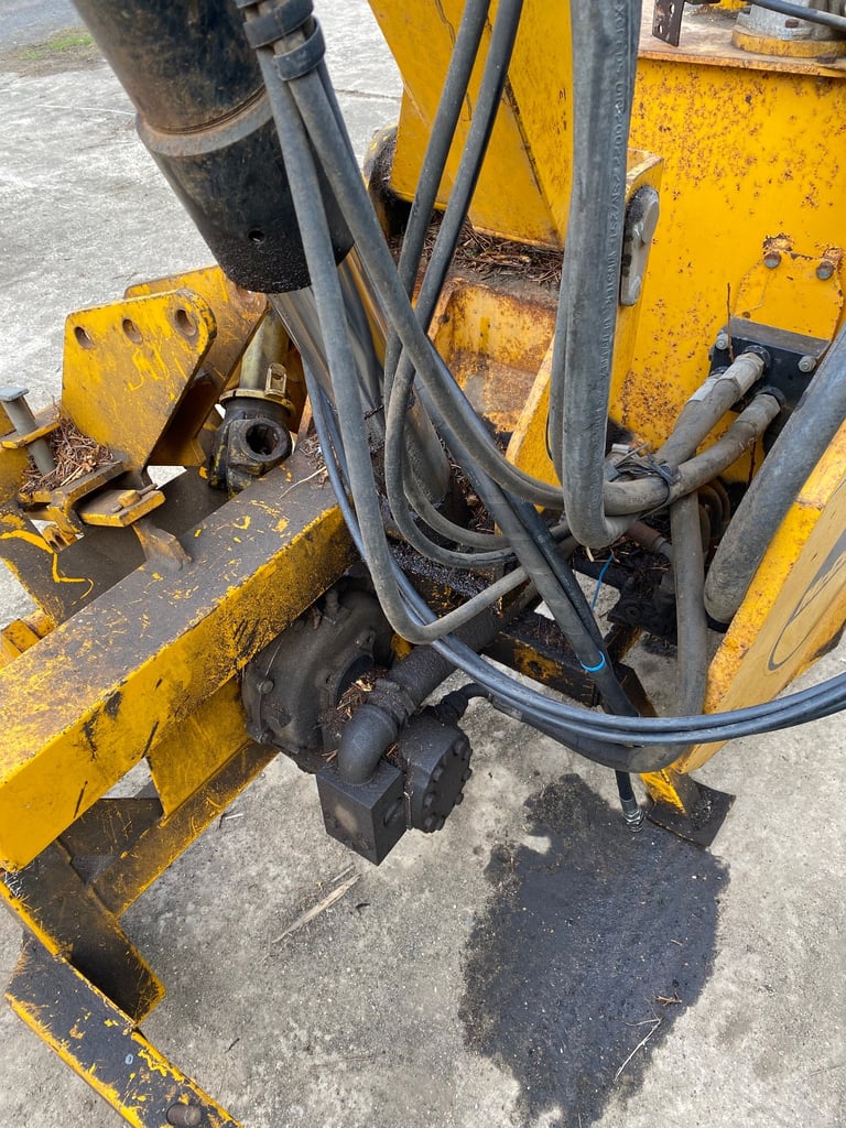 McConnell power arm PA92 hedge cutter