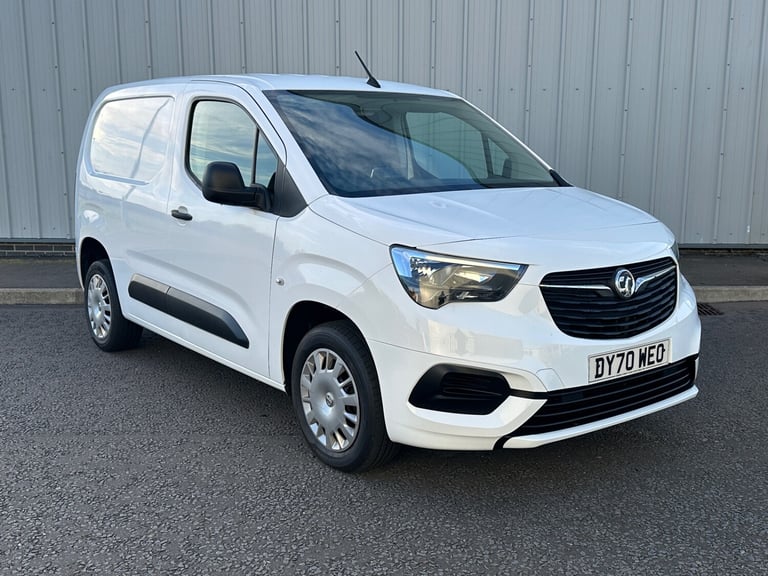 2020 Vauxhall Combo 2300 1.5 Turbo D 100ps H1 Sportive Van PANEL VAN Diesel Manual