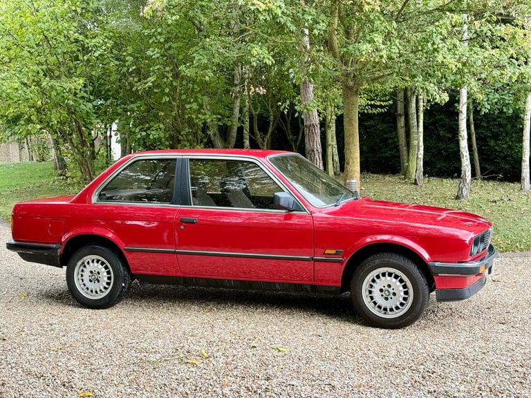  BMW 3 Series 318I 2 DOOR Coupe Coupe Petrol Manual