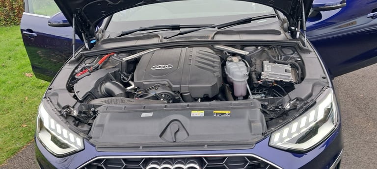 Audi, A4, Saloon, 2022, Semi-Auto, 1984 (cc), 4 doors