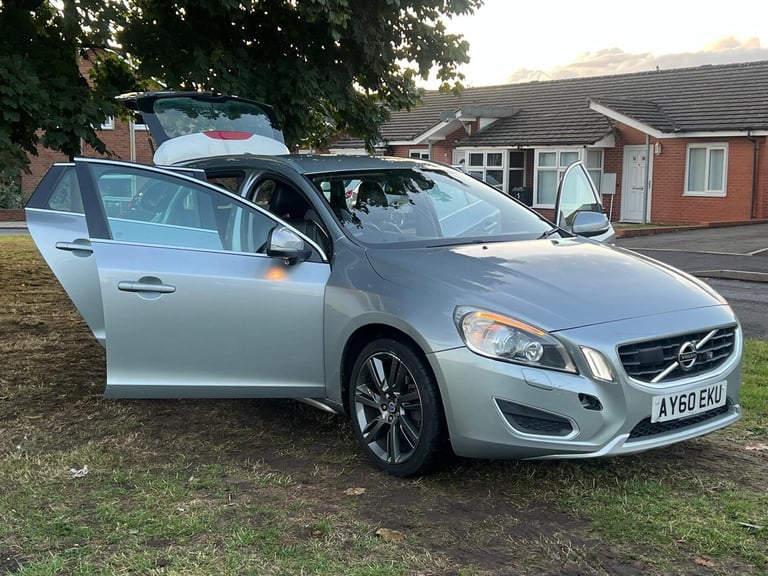 2010 Volvo V60 D3 [163] SE Lux 5dr Geartronic ESTATE Diesel Automatic