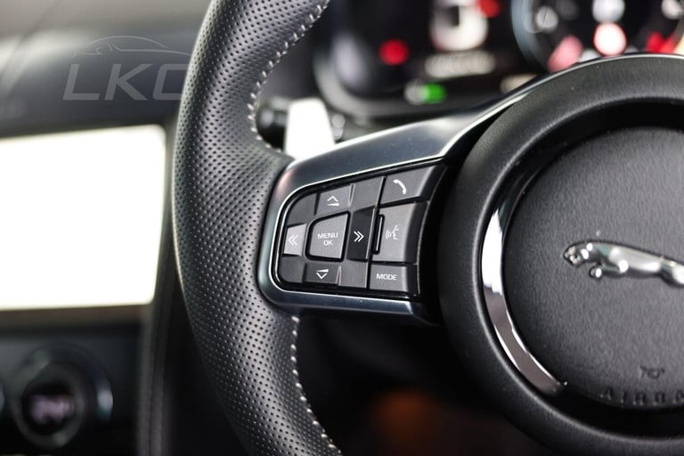 JAGUAR F-TYPE 5.0 V8 R-Dynamic Black Auto Euro 6 (s/s) 2dr 2023