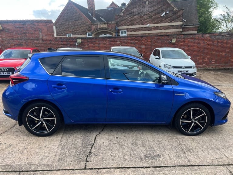 2018 Toyota Auris 1.8 Hybrid Design TSS 5dr CVT [Nav] HATCHBACK PETROL/ELECTRIC Automatic