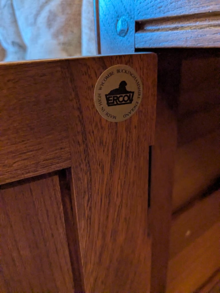 ERCOL Credence Drinks Cabinet in Excellent Condition - ONO