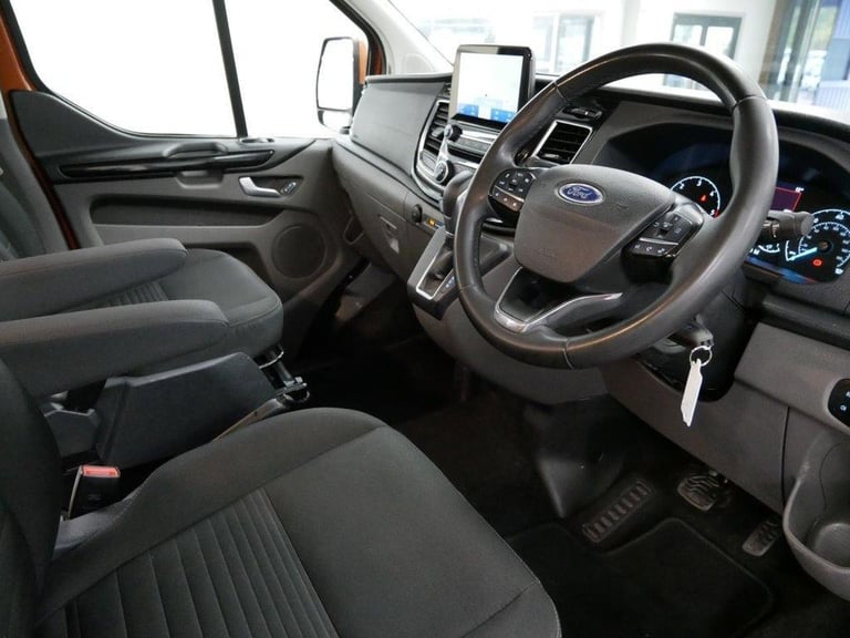 2023 TRANSIT CUSTOM 300 2.0 EBL 170 BHP SWB LIMITED AUTO CREW 5 SEATER ( NO VAT)