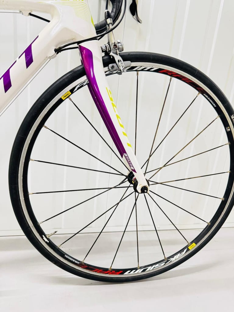 SCOTT TEAM Full Carbon Road Bike Size/S 20 Speed Fully Serviced Shimano 105