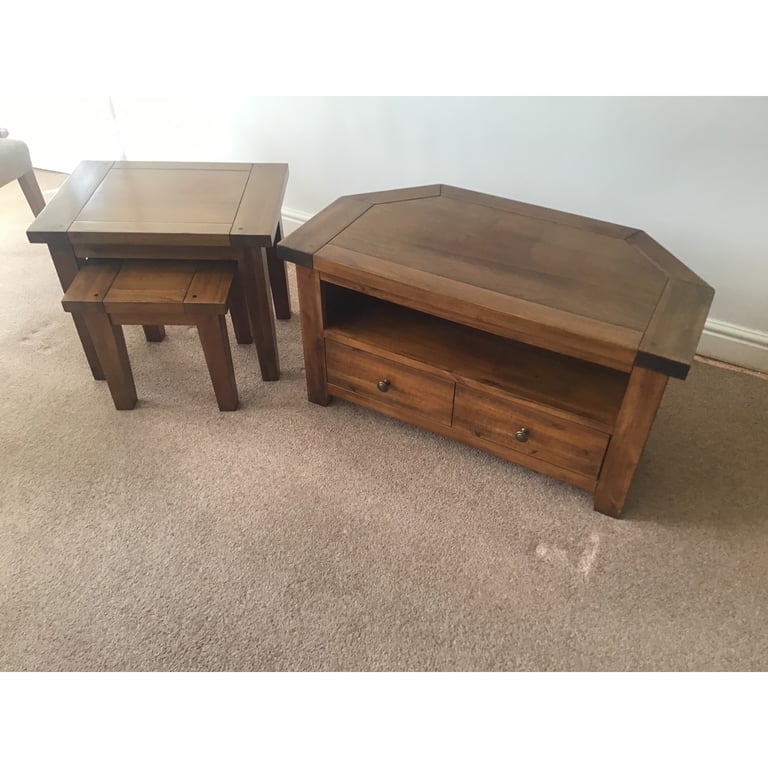 Tv stand and 2 side tables 