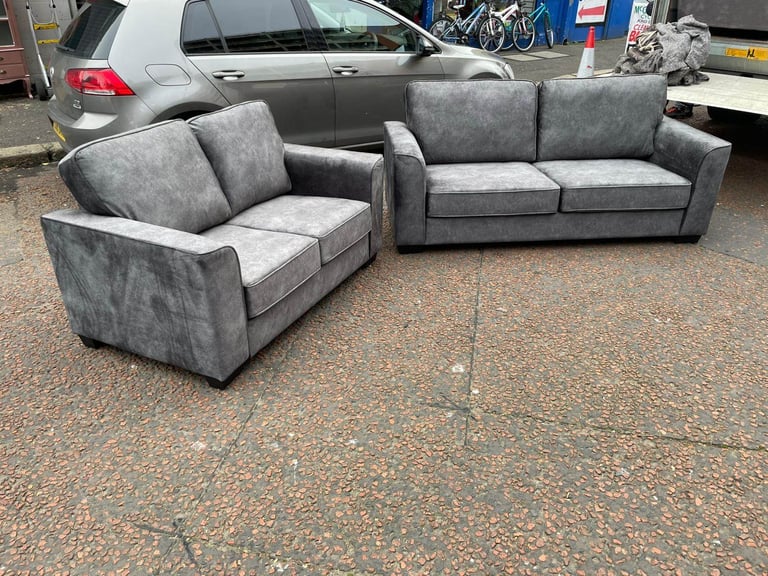 3 and 2 seater sofa      R £650 the set