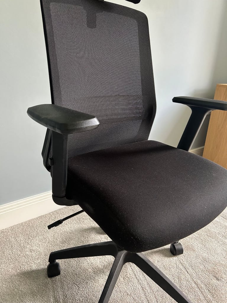 Bargain offer, both oak desk and adjustable office chair, perfect condition.  