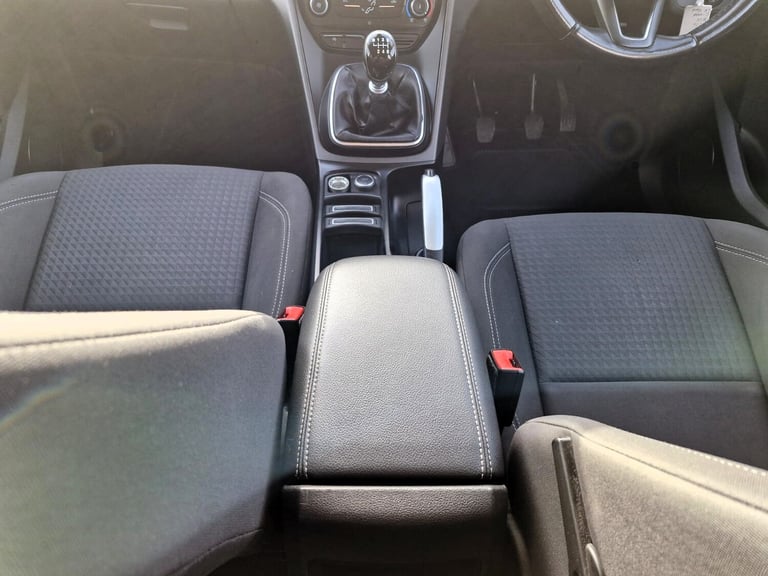 2016 Ford Grand C-MAX 1.5 TDCi Zetec MPV 5dr Diesel Manual Euro 6 (s/s) (120 ps)