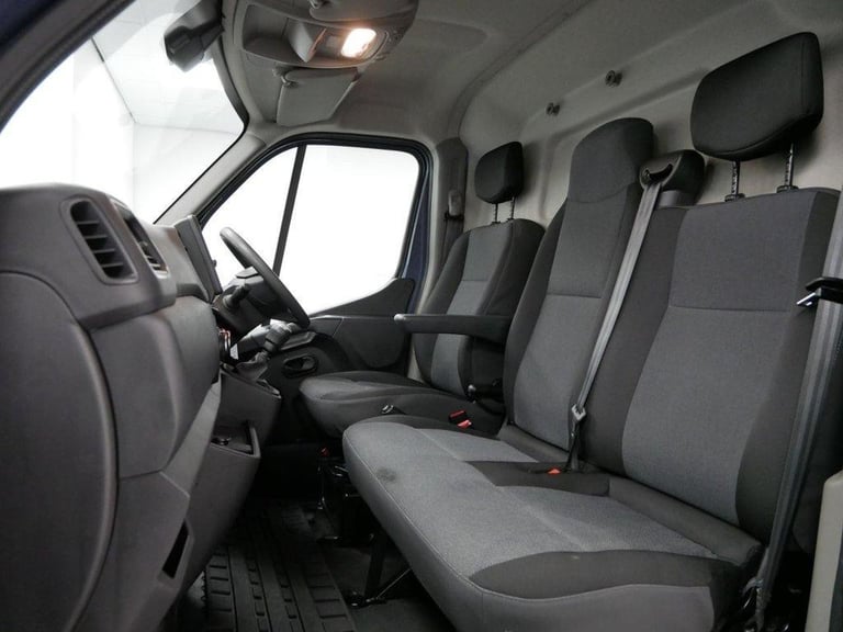 2021 NISSAN NV400 2.3 DC1 135 BHP L2 MEDIUM H2 TEKNA EDITION ( NO VAT ! )